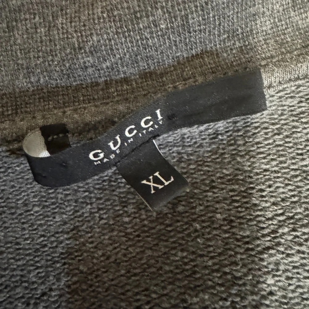 Gucci euc sweater
